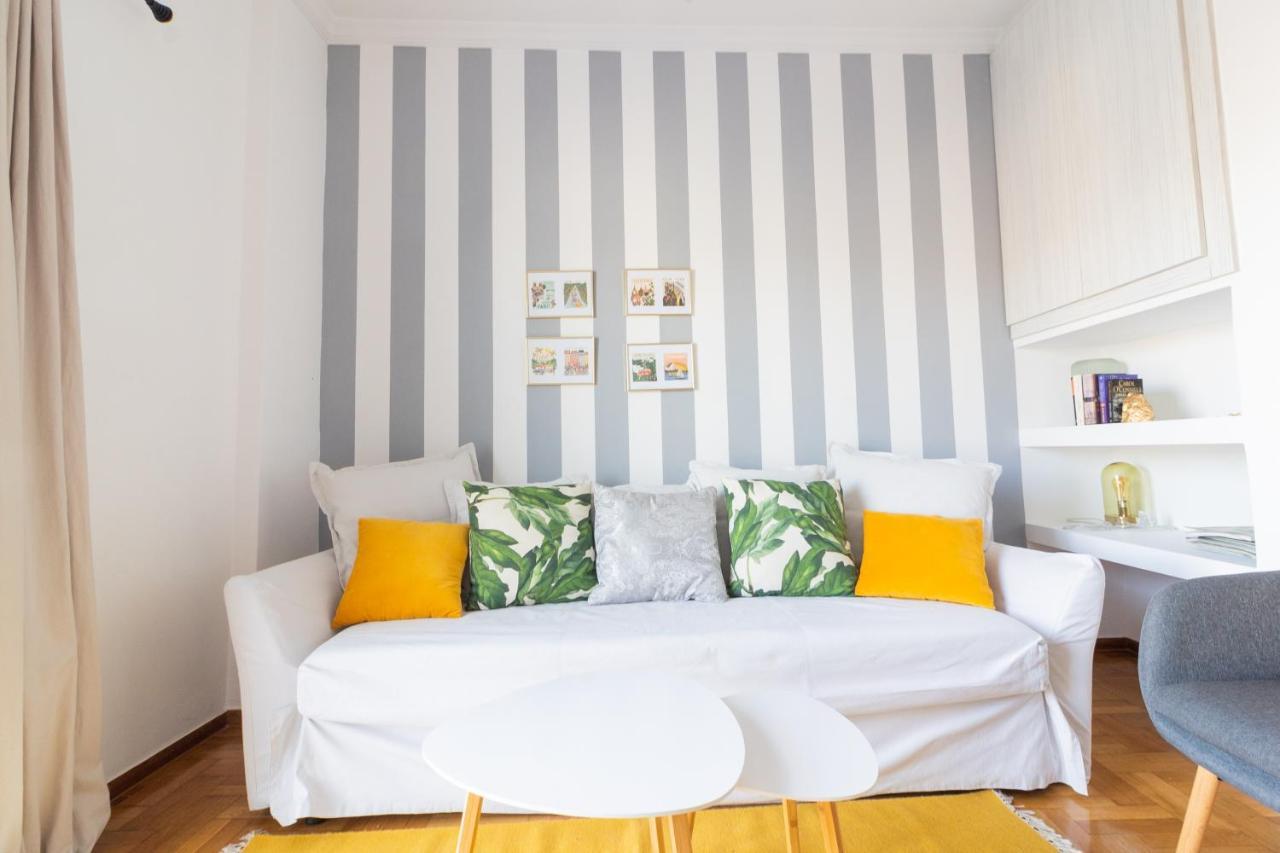 Retropolitan Living Patras Apartment Екстериор снимка