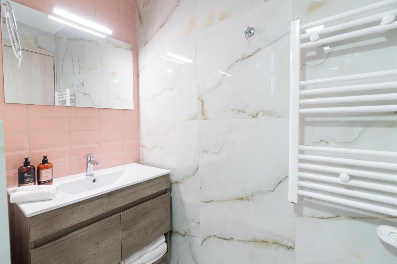 Retropolitan Living Patras Apartment Екстериор снимка
