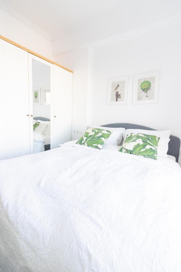 Retropolitan Living Patras Apartment Екстериор снимка